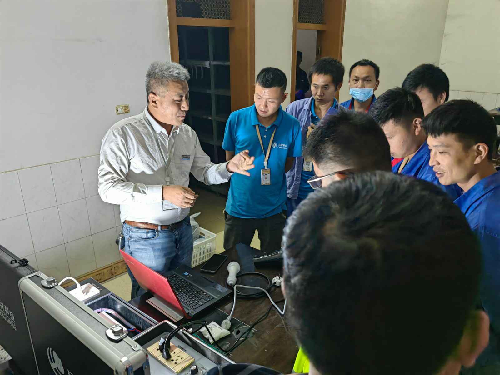 珠海思远资源开发有限公司为中移铁通有限公司安全用电培训
